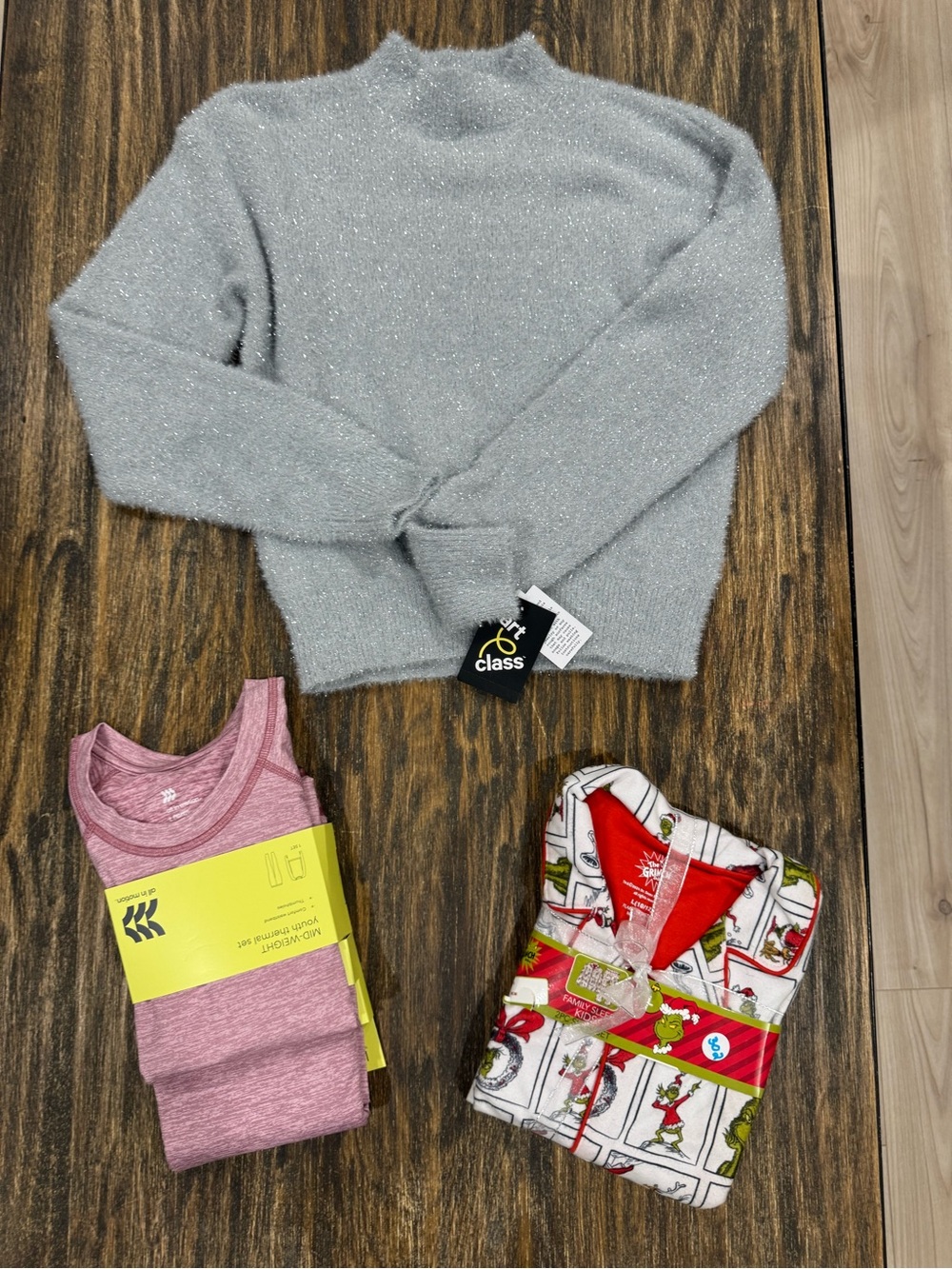 Girls Winter Clothing Size L 10/12 Grinch PJs Thermal Set Sparkle Sweater Set